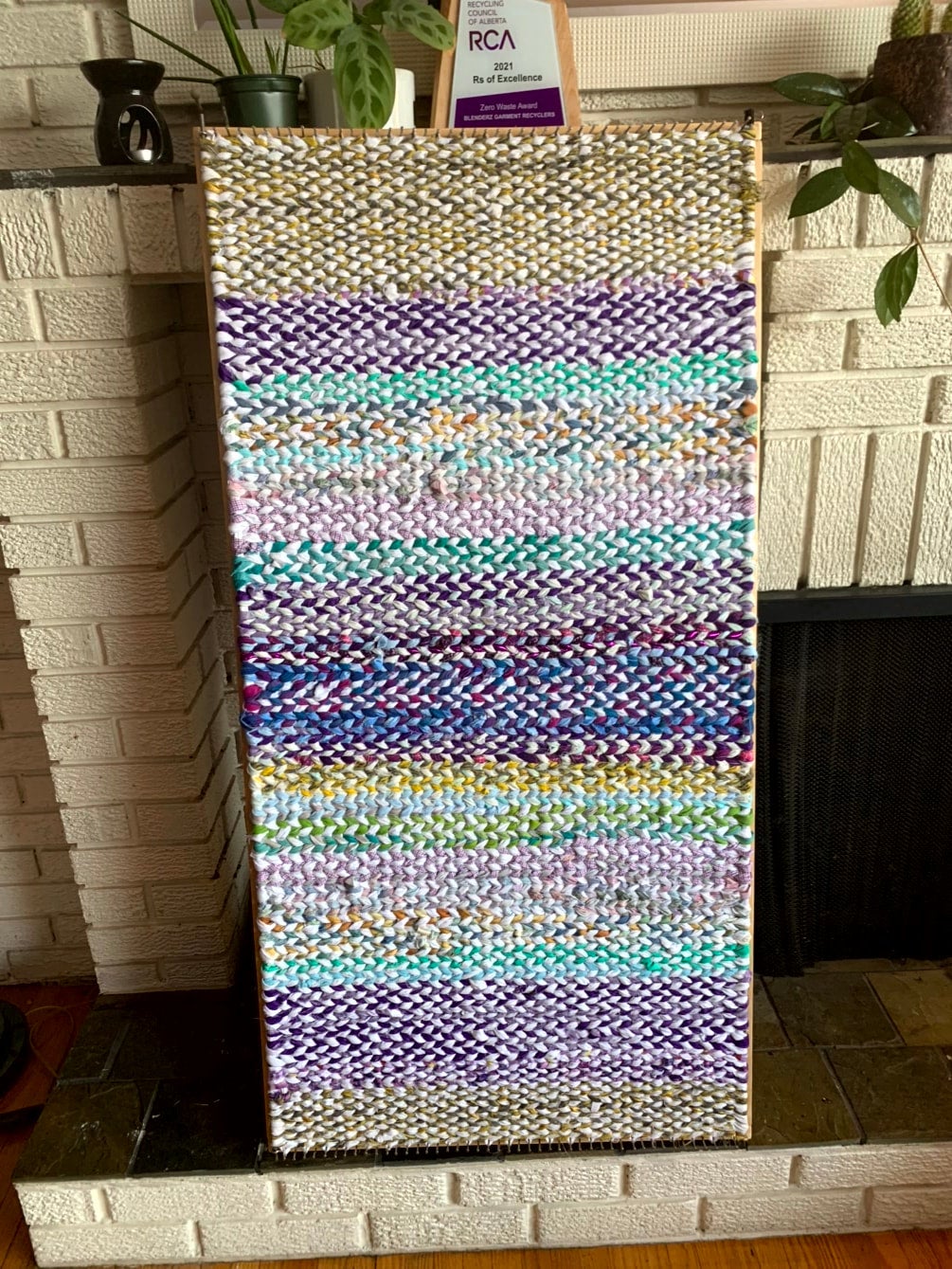 Make a woven rag rug using the twining method Blenderz Garment Recyclers